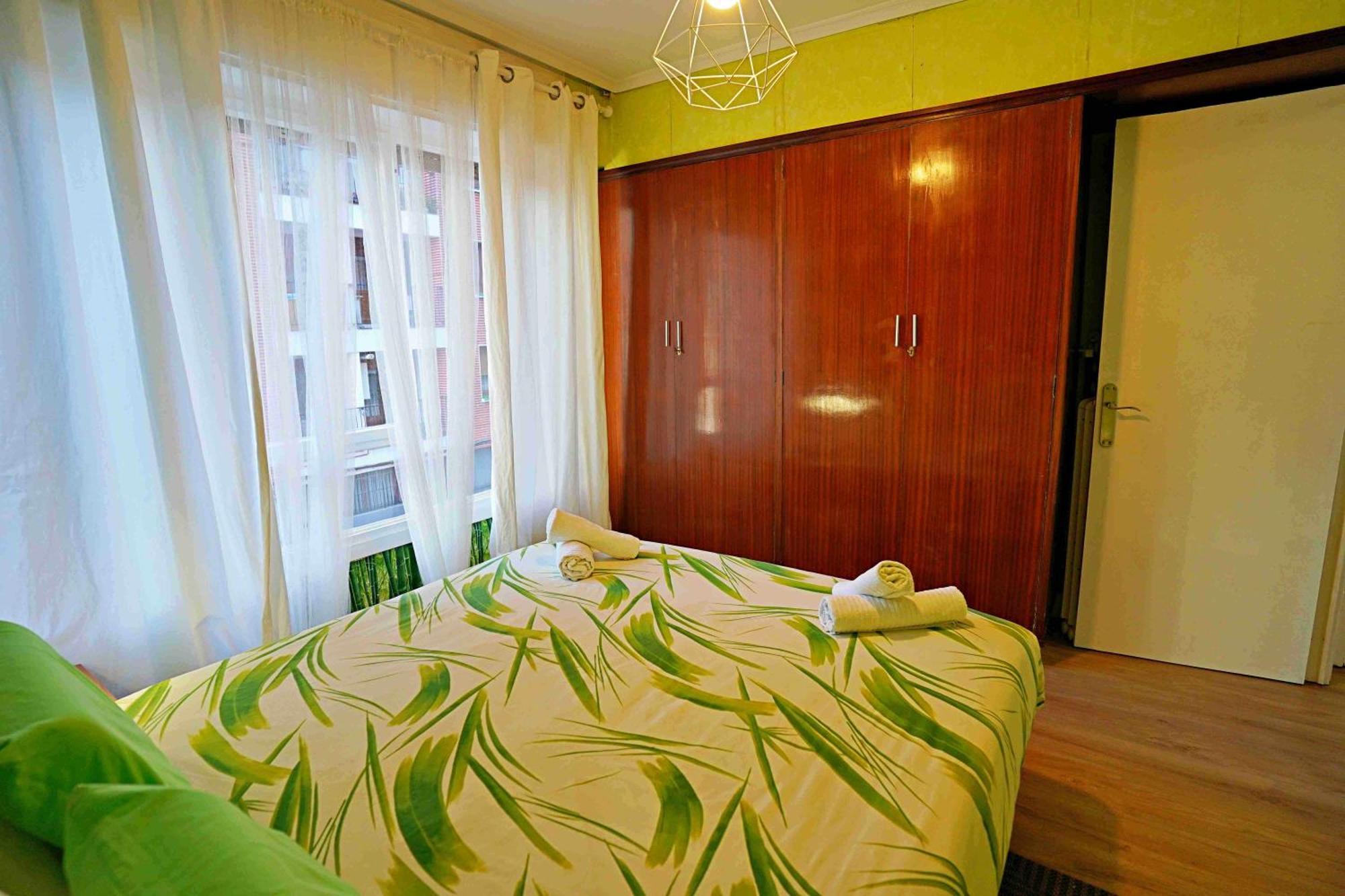 Apart 2 terrazas para 4 personas Bilbao centro Bilbau Exterior foto